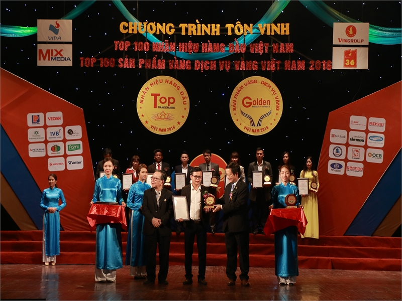 Lễ tôn vinh - Công Ty TNHH Phát Triển Công Nghệ CNC Việt Hàn